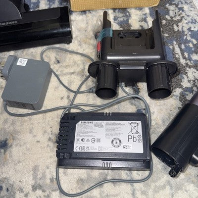 Samsung Jet 60 Turbo Cordless Bagless Vacuum Cleaner VERY CLEAN!