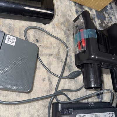 Samsung Jet 60 Turbo Cordless Bagless Vacuum Cleaner VERY CLEAN!