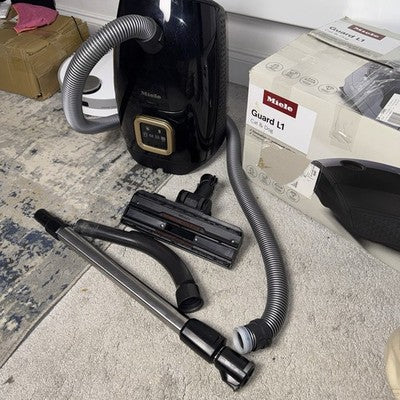 Miele Guard L1 Cat &amp; Dog Flex Vacuum Cleaner Obsidian Black (Missing TurboBrush)