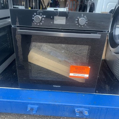 Hotpoint Class 2 HO458CFBUK Electric Fan Assisted Single Oven with Ai HO458CFBUK