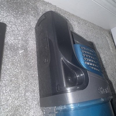 Shark Classic Anti Hair Wrap Cordless Vacuum - IZ201UKT