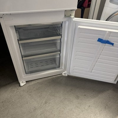 Kenwood KIFF7022 Fridge Freezer–Frost Free,Sliding Hinge