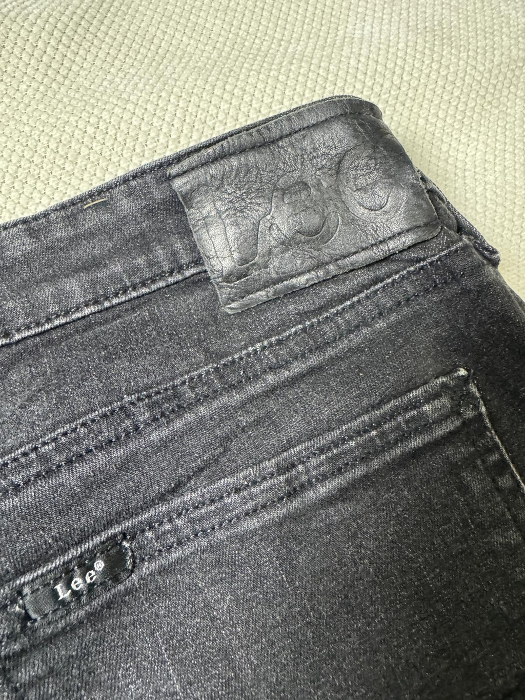 Vintage Lee Jeans Lynn Narrow  Female Black 31x33 Fit GRADE B