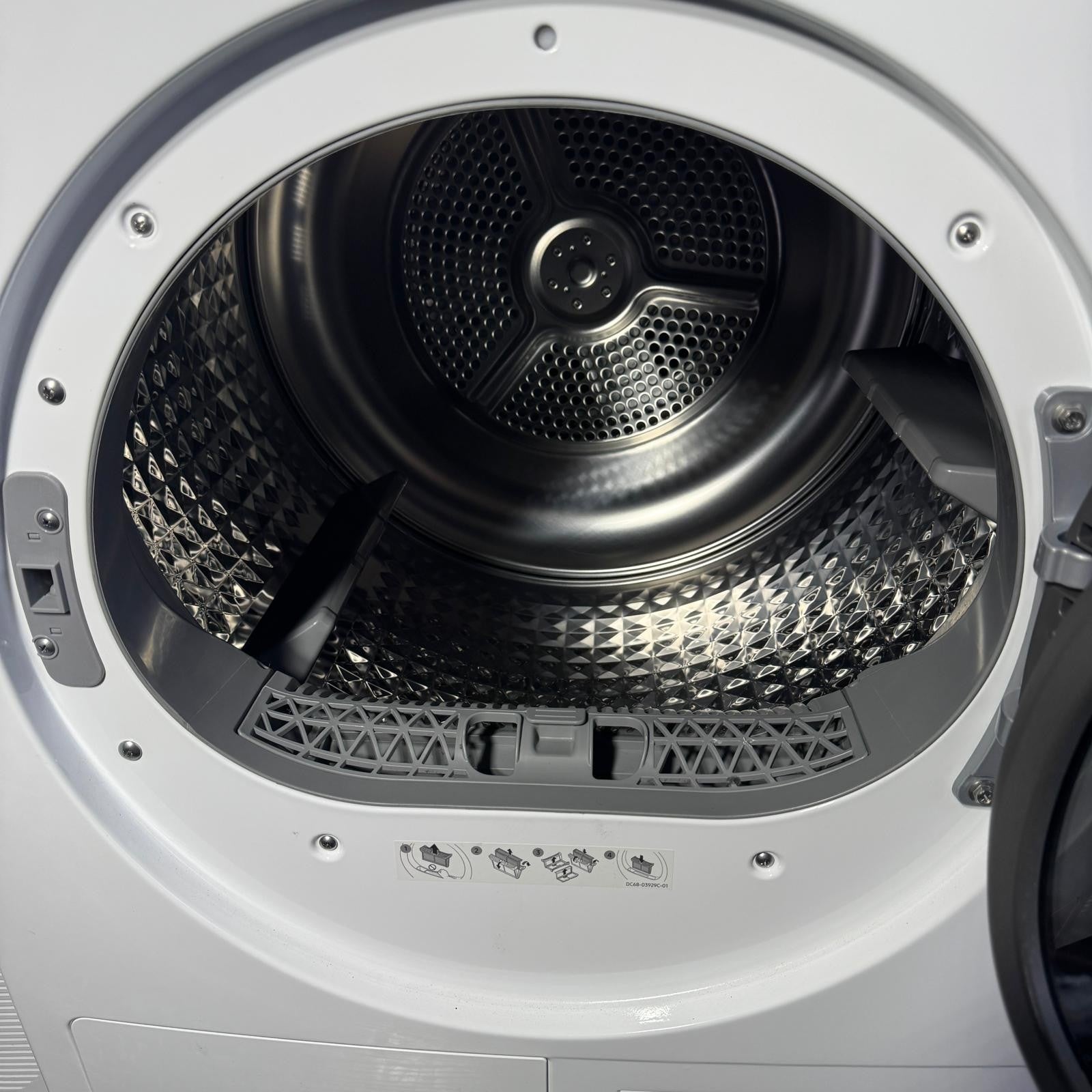 Samsung Heat Pump Tumble Dryer 8 Kg A++ Rated DV80CGC0B0ABEU