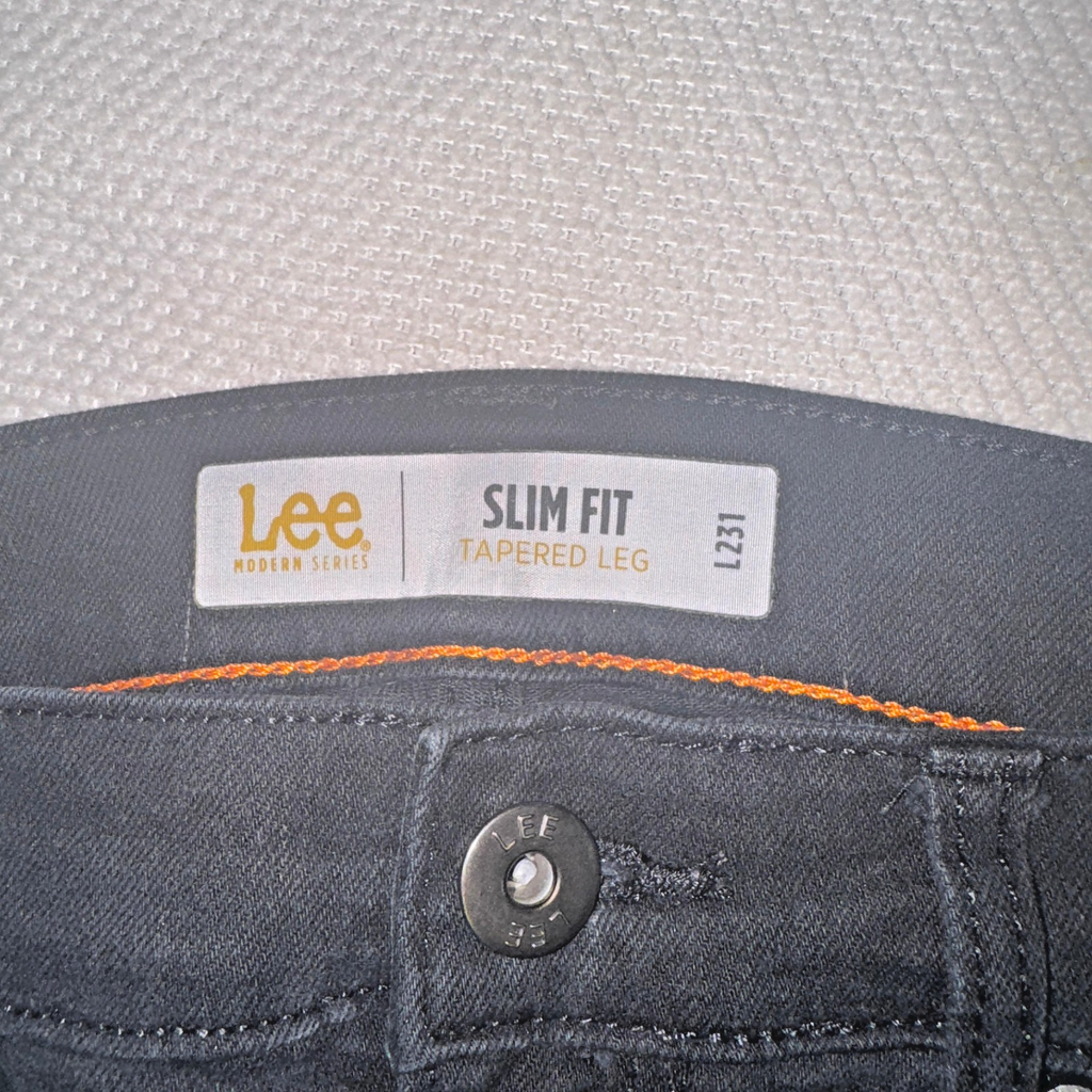 Vintage Lee Jeans Men’s Black 32x30 Slim Fit Tapered Leg GRADE A