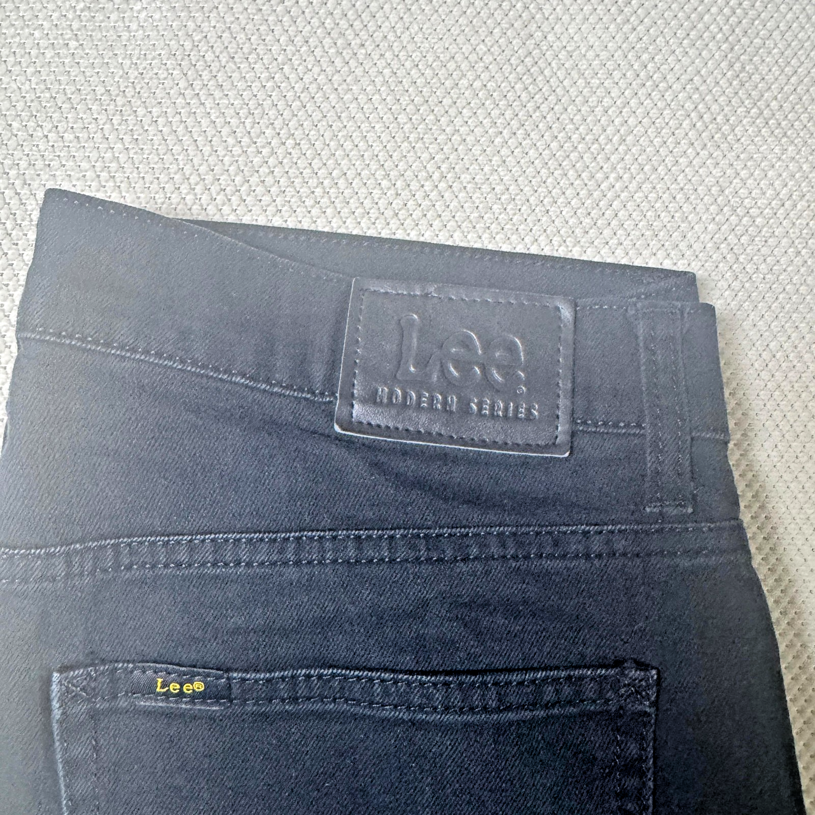 Vintage Lee Jeans Men’s Black 32x30 Slim Fit Tapered Leg GRADE A